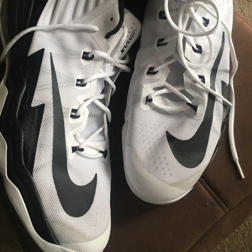 NEW‼️BIG & TALL SZ 19 NIKE AIRMAX